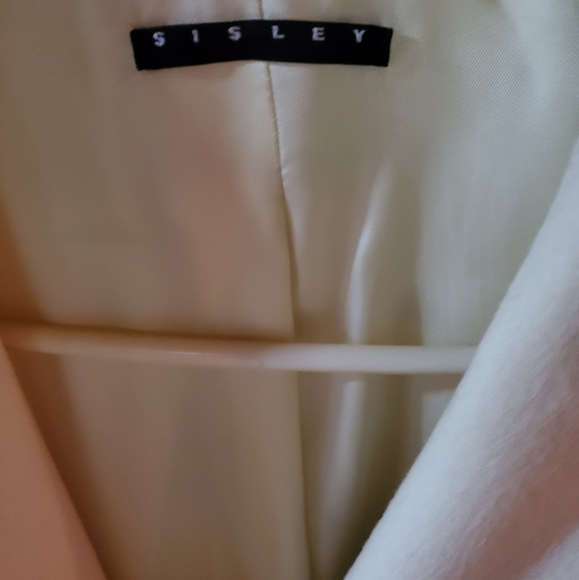 Beautiful Fall/Winter Jacket - Picture 2 of 3